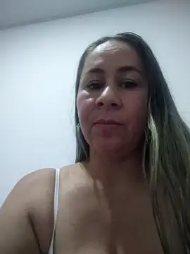 Nala1986 online show from October 21, 2025, 1:27 am