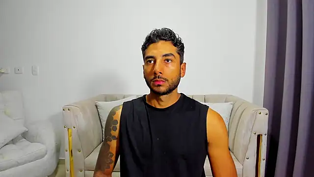 Snapshot of MARC_THOMPSON_ chatting on September 30, 2025, 11:49 am MARC THOMPSON online show from September 30, 2025, 11:49 am