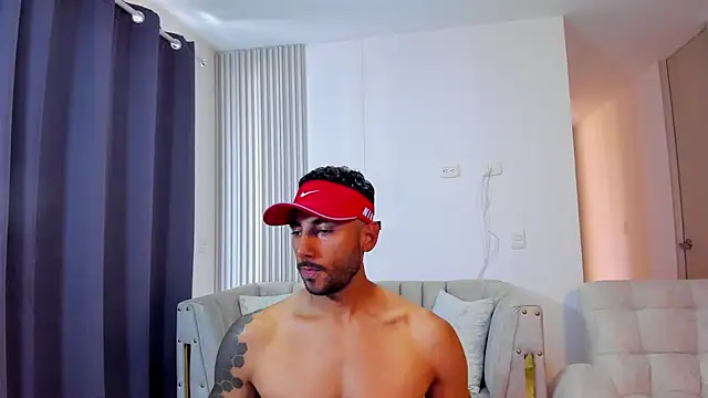 Snapshot of MARC_THOMPSON_ chatting on October 2, 2025, 2:31 pm MARC THOMPSON online show from October 2, 2025, 2:31 pm