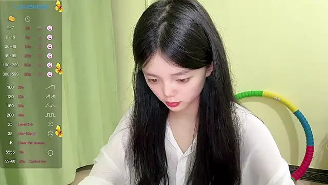 Nicole-13 online show from September 23, 2025, 1:40 pm