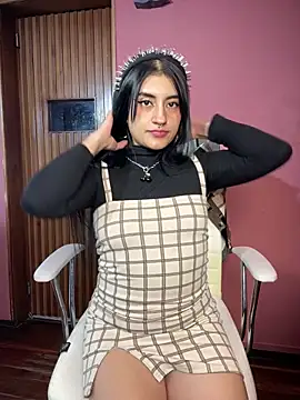 Snapshot of LilithPink_ chatting on October 13, 2025, 2:24 am LilithPink  online show from October 13, 2025, 2:24 am