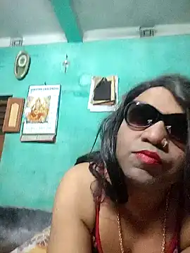 Snapshot of hot_silkkol chatting on October 22, 2025, 8:30 pm hot silkkol online show from October 22, 2025, 8:30 pm