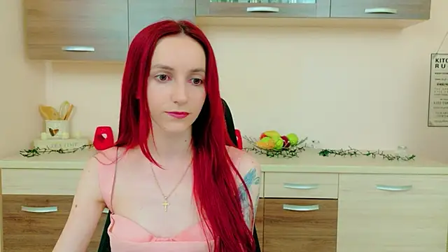 Julia Jae online show from June 19, 2026, 5:24 am