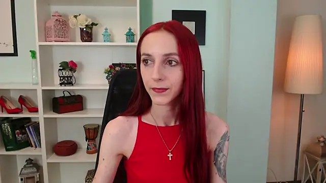 Julia Jae online show from September 9, 2025, 5:39 am
