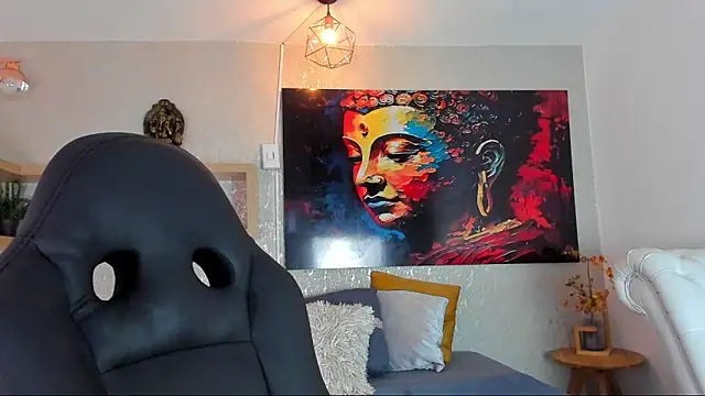 aitana baker  online show from February 20, 2026, 6:26 am