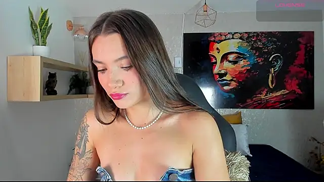 aitana baker  online show from June 12, 2026, 2:09 am