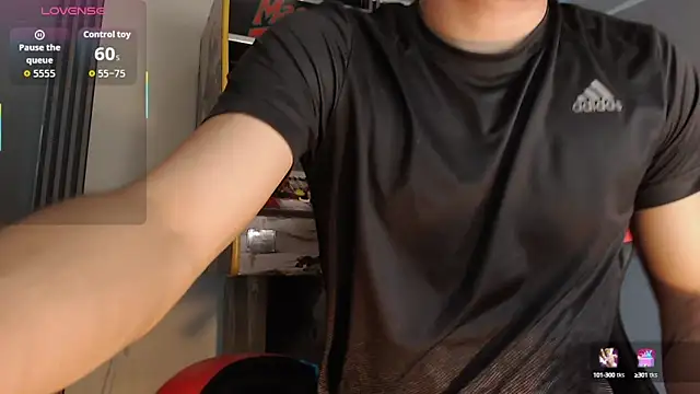 Snapshot of Bastian_MCcormick chatting on September 22, 2025, 1:50 pm Bastian MCcormick online show from September 22, 2025, 1:50 pm