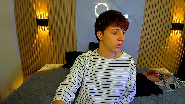 Snapshot of IM_DAREN chatting on September 28, 2025, 12:23 pm IM DAREN online show from September 28, 2025, 12:23 pm