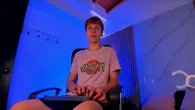 IM DAREN online show from March 13, 2026, 3:33 am