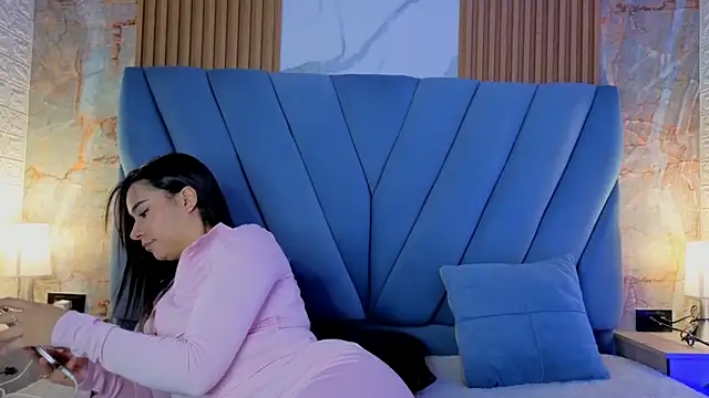 Snapshot of nathalia_koch_ chatting on September 25, 2025, 7:20 pm nathalia koch online show from September 25, 2025, 7:20 pm