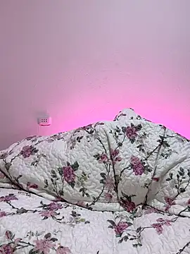 Snapshot of Ariana2017 chatting on September 23, 2025, 3:46 am Ariana2017 online show from September 23, 2025, 3:46 am