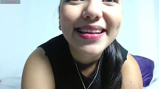 soophiaxx online show from September 17, 2025, 6:37 am