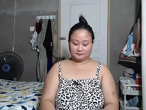 jengrey online show from December 2, 2025, 11:17 pm