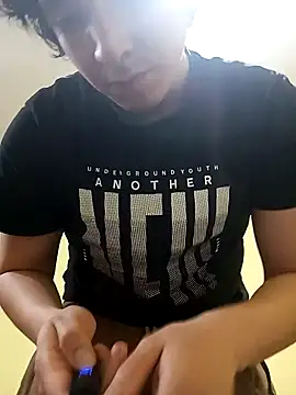 AngelRevery online show from October 7, 2025, 3:07 am