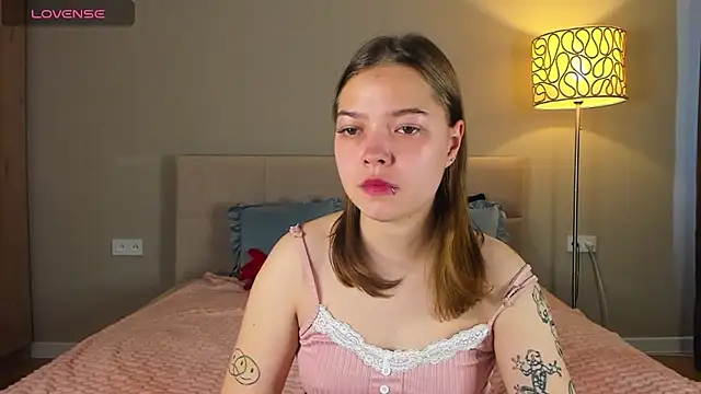 patriciapink online show from September 25, 2025, 9:04 am