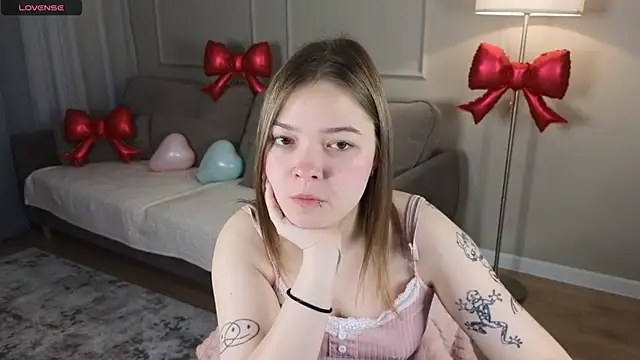 patriciapink online show from February 10, 2026, 5:17 am