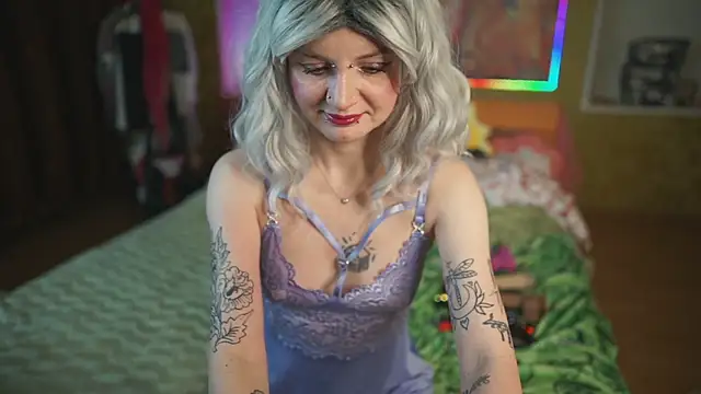 Snapshot of Dia_Angel chatting on February 16, 2026, 8:29 pm Dia Angel online show from February 16, 2026, 8:29 pm