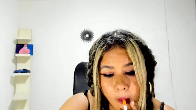 Snapshot of brent_rossy chatting on March 5, 2026, 3:25 am brent rossy online show from March 5, 2026, 3:25 am