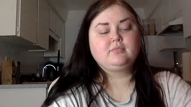 JJbaby1 online show from October 13, 2025, 12:40 pm