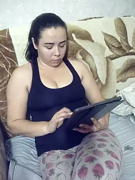 CutieMarine online show from October 9, 2025, 8:26 am