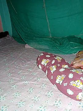 Hotty-rosni online show from October 7, 2025, 11:28 pm