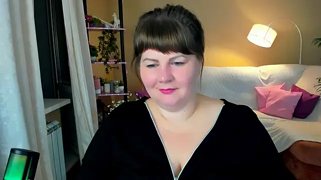 Snapshot of CrystaalStaar chatting on September 30, 2025, 7:53 pm CrystaalStaar online show from September 30, 2025, 7:53 pm