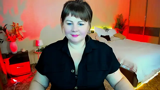 Snapshot of CrystaalStaar chatting on October 15, 2025, 9:28 am CrystaalStaar online show from October 15, 2025, 9:28 am