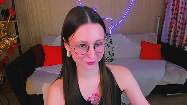 YourLovellyStory online show from March 7, 2026, 4:45 pm