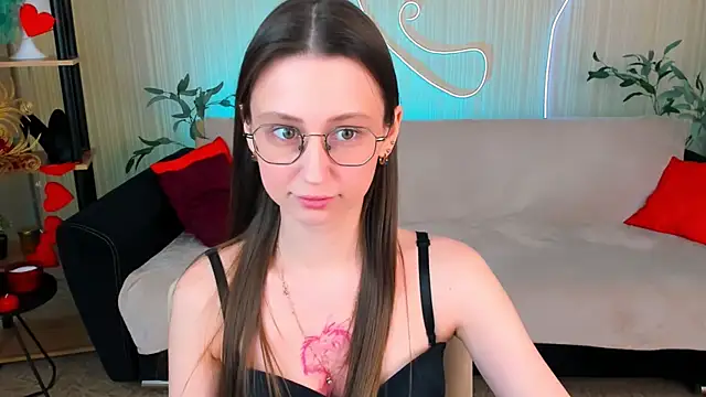 YourLovellyStory online show from July 17, 2026, 12:35 pm