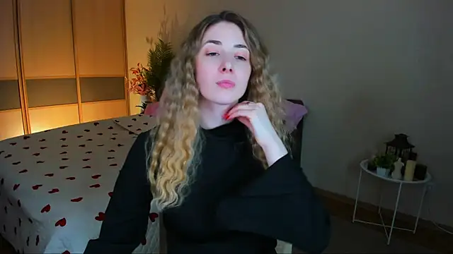SensitiveSooul online show from May 12, 2026, 1:28 pm
