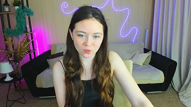 Snapshot of AlluringLookk chatting on October 3, 2025, 6:20 pm AlluringLookk online show from October 3, 2025, 6:20 pm