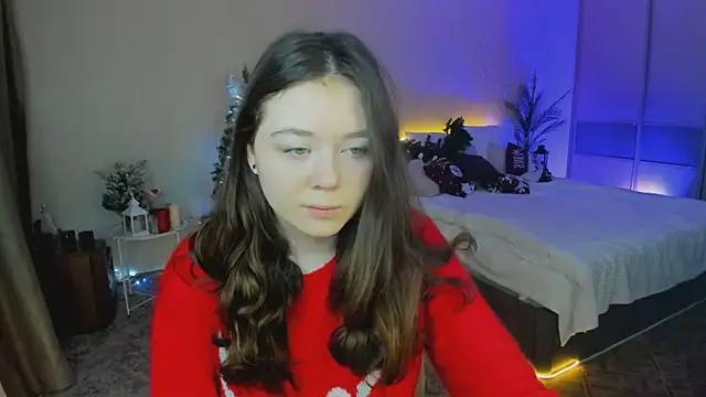 AlluringLookk online show from December 17, 2025, 6:18 am