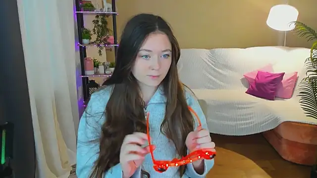 Snapshot of AlluringLookk chatting on October 21, 2025, 10:25 am AlluringLookk online show from October 21, 2025, 10:25 am