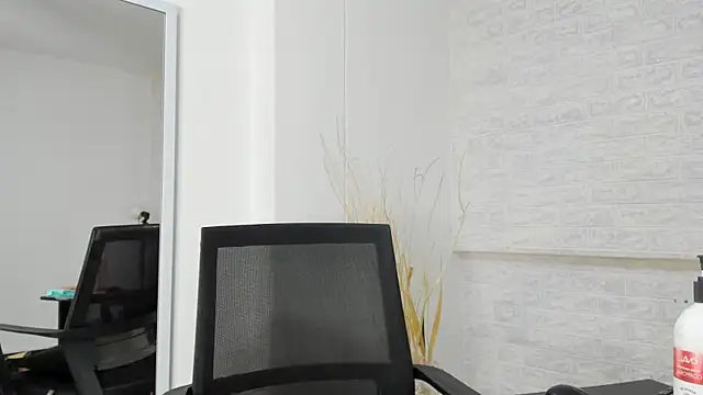 Snapshot of _PENELOPESTAR_ chatting on October 10, 2025, 7:36 pm  PENELOPESTAR  online show from October 10, 2025, 7:36 pm