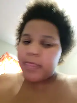 chocolate bella online show from October 17, 2025, 6:32 pm