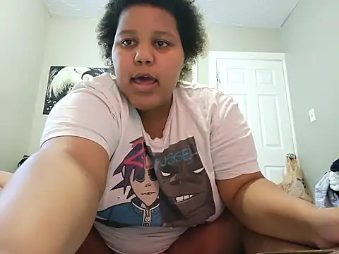 chocolate bella online show from September 11, 2025, 5:24 pm