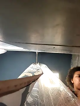 chocolate bella online show from November 2, 2025, 9:09 pm