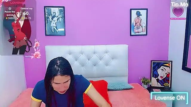 Snapshot of Azley_sweet chatting on September 27, 2025, 6:14 pm Azley sweet online show from September 27, 2025, 6:14 pm