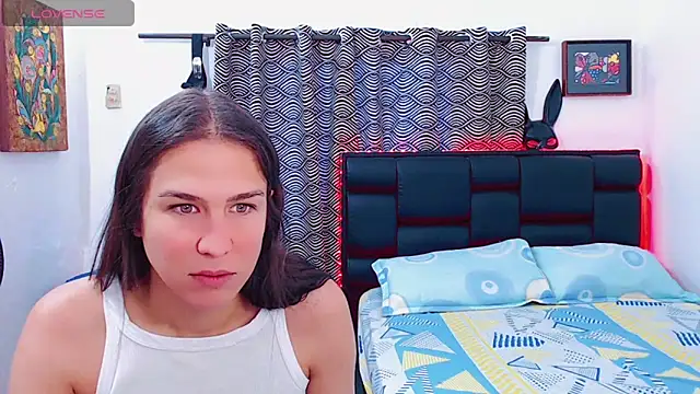 Azley sweet online show from February 11, 2026, 1:44 pm