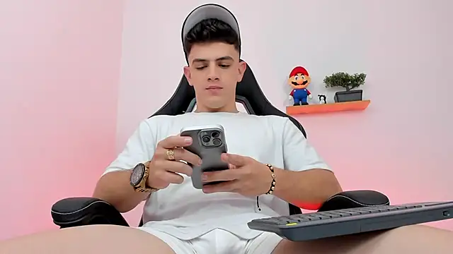 Mikecooper online show from February 21, 2026, 12:23 am