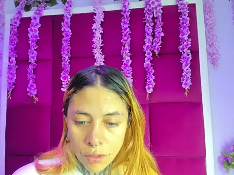 Snapshot of Sofii_Anal_ chatting on October 2, 2025, 2:48 am Sofii Anal online show from October 2, 2025, 2:48 am