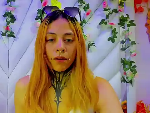 Snapshot of Sofii_Anal_ chatting on September 19, 2025, 2:59 am Sofii Anal online show from September 19, 2025, 2:59 am