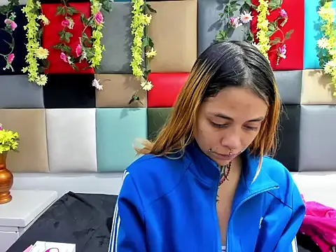 Snapshot of Sofii_Anal_ chatting on October 9, 2025, 2:34 am Sofii Anal online show from October 9, 2025, 2:34 am