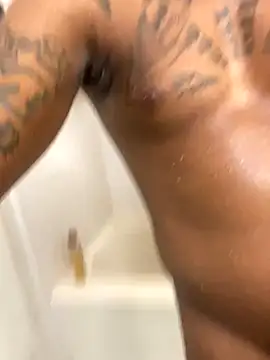 Snapshot of savagescott1 chatting on September 18, 2025, 1:08 am savagescott1 online show from September 18, 2025, 1:08 am