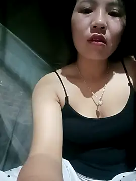 Snapshot of mphungsp chatting on October 9, 2025, 7:47 pm mphungsp online show from October 9, 2025, 7:47 pm