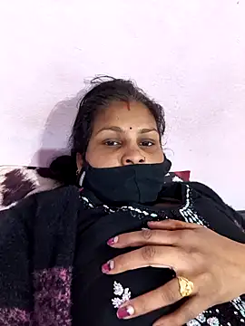 Love-pari077 online show from December 20, 2025, 8:17 am