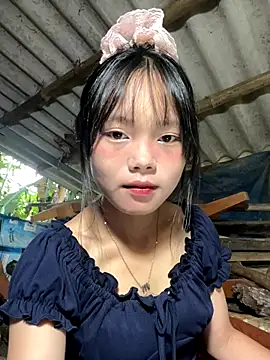 Snapshot of AdamLazis chatting on September 17, 2025, 11:51 pm AdamLazis online show from September 17, 2025, 11:51 pm