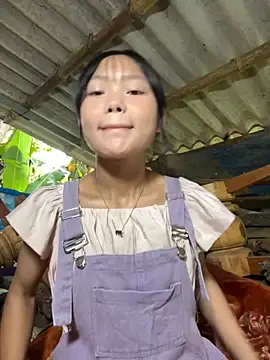 Snapshot of AdamLazis chatting on September 16, 2025, 1:17 am AdamLazis online show from September 16, 2025, 1:17 am