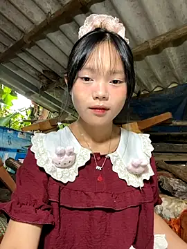 Snapshot of AdamLazis chatting on September 27, 2025, 1:23 am AdamLazis online show from September 27, 2025, 1:23 am