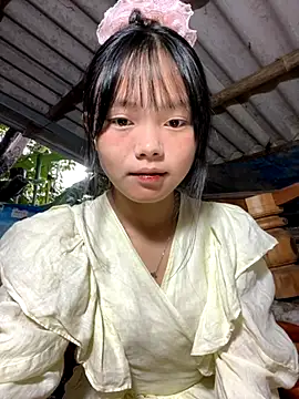 Snapshot of AdamLazis chatting on September 11, 2025, 12:43 am AdamLazis online show from September 11, 2025, 12:43 am